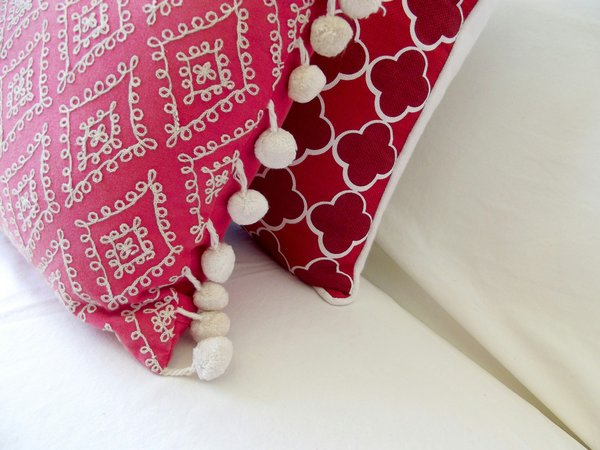 Les coussins indispensables pour sublimer votre intérieur